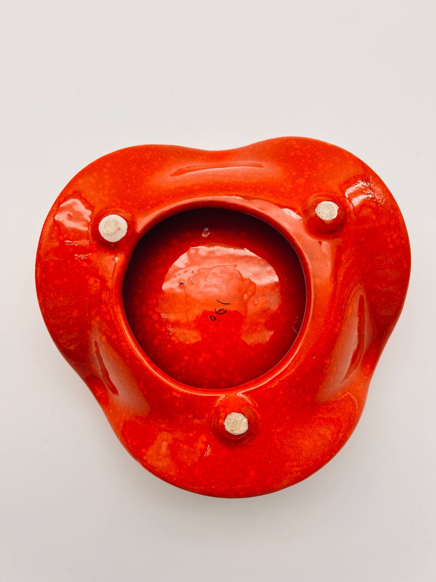 Vide-Poches orange émaillé Bertoncello par Roberto Rigon, 70s
