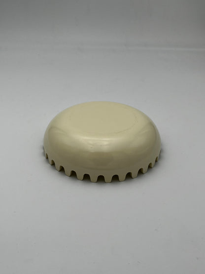 Cendrier 'Clam' mélamine bicolore Mebel, Italy 70s