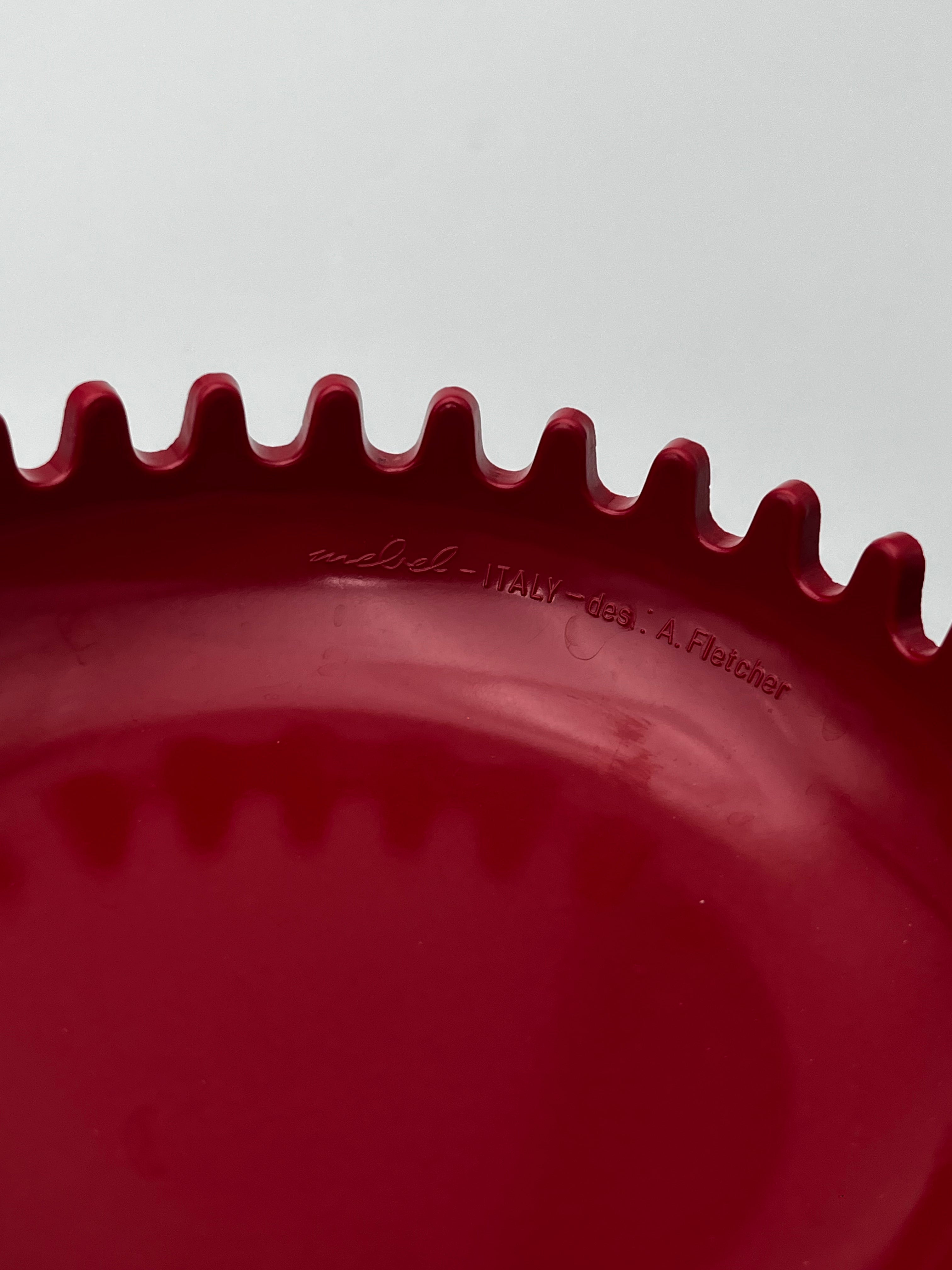 Clam' two-tone melamine ashtray by Mebel, Italy, 1970s – ERETIK DESIGN