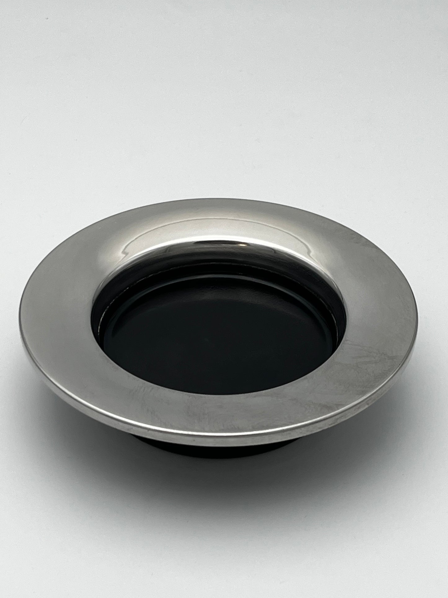 Cendrier Kartell métal chromé et ABS de Gino Colombino, Italie, 60s