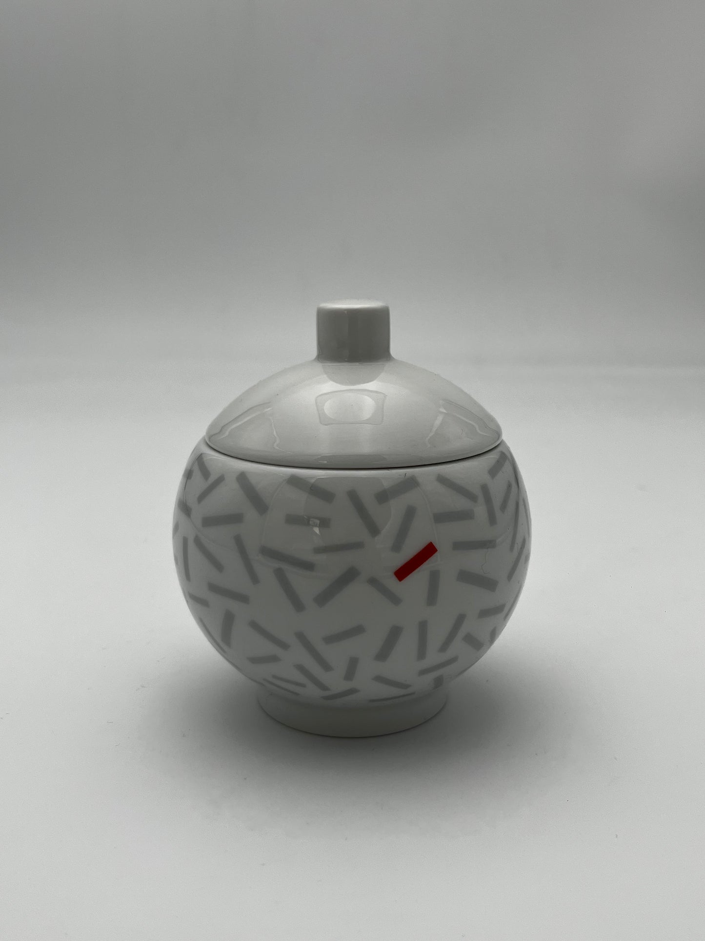 Ensemble postmoderne Gallery' Lutz Rabold, Arzberg 80s