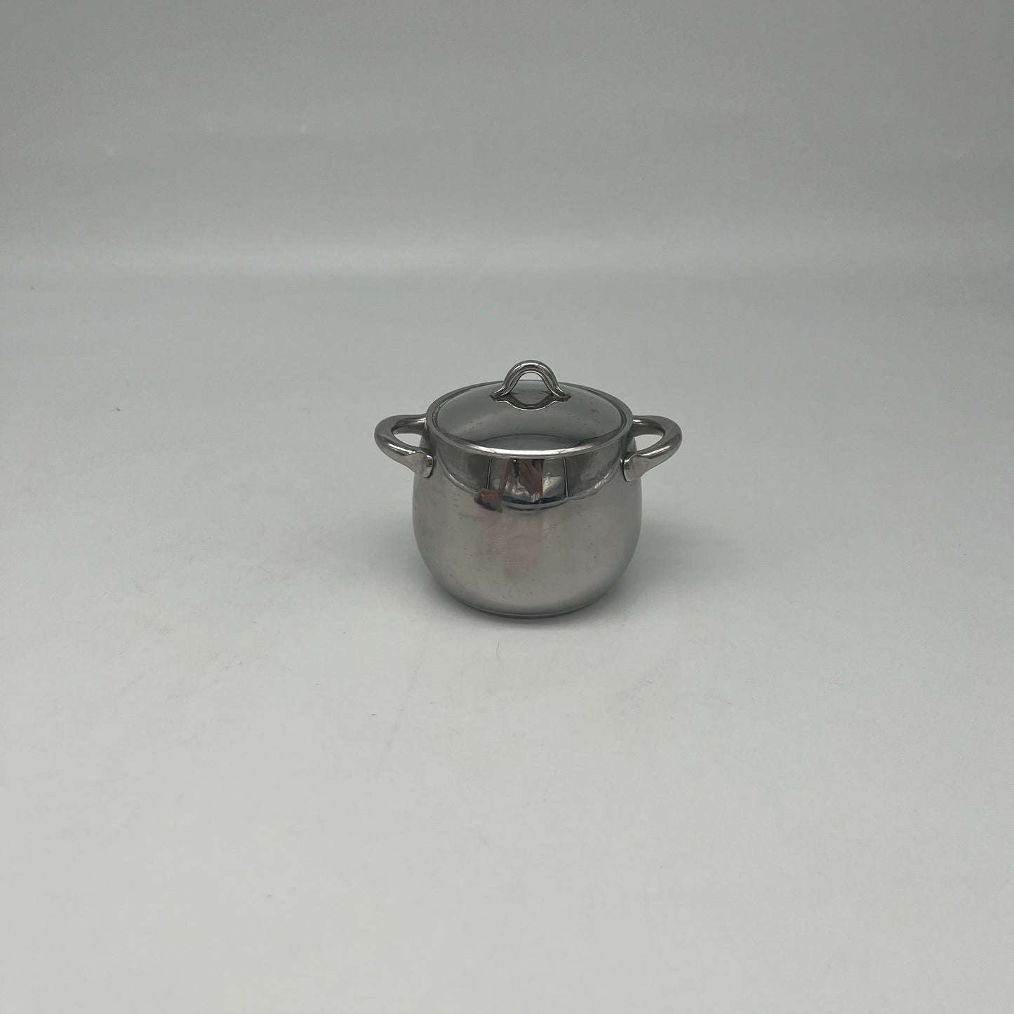 Collectible miniature Marmite Mami, Stefano Giovannoni, Alessi