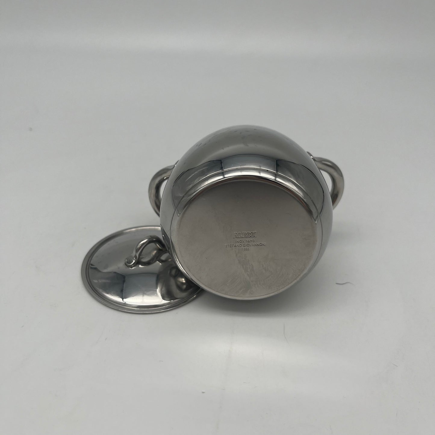 Collectible miniature Marmite Mami, Stefano Giovannoni, Alessi