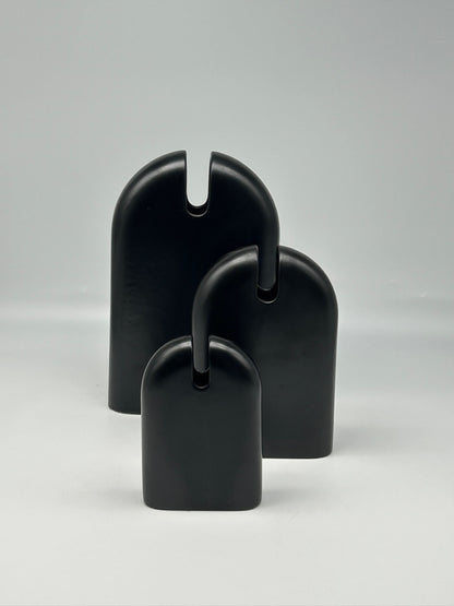 Vases noirs, trio, céramique, Sicart Cartigliano, Pino Spagnolo, Italie, 70s